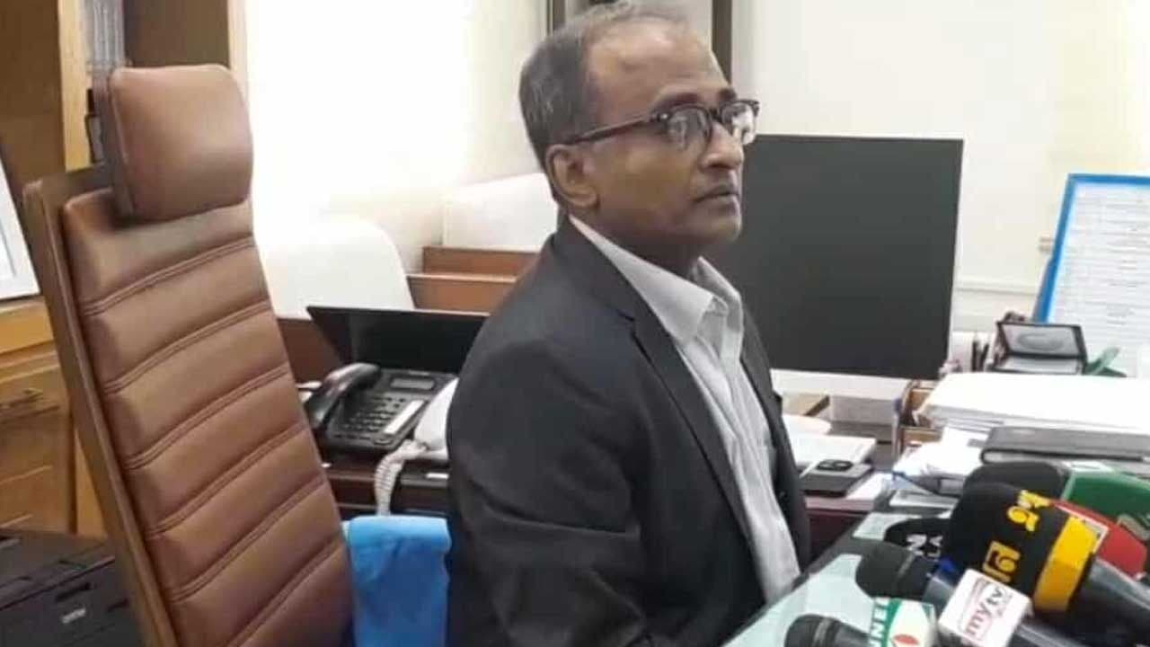 বোয়িং থেকে ২৫টি বিমান কিনছে সরকার: বাণিজ্য সচিব