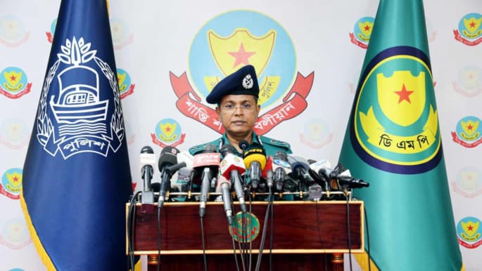 অনুমতি ছাড়া সমাবেশ করা যাবে না: ডিএমপি কমিশনার