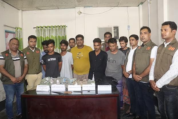 যশোরে নগদ এজেন্টের টাকা ছিনতাইয়ের ঘটনায় গ্রেপ্তার ৭, টাকা উদ্ধার