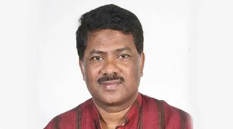 নাটোরে ভাঙচুরের মামলায় বিএনপি নেতা দুলু খালাস