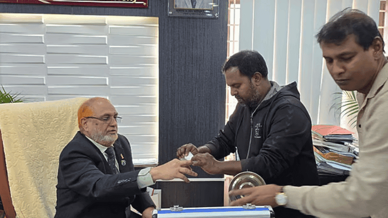 সিলেট কৃষি বিশ্ববিদ্যালয়ে দুই পক্ষের শিক্ষকদের হাতাহাতি