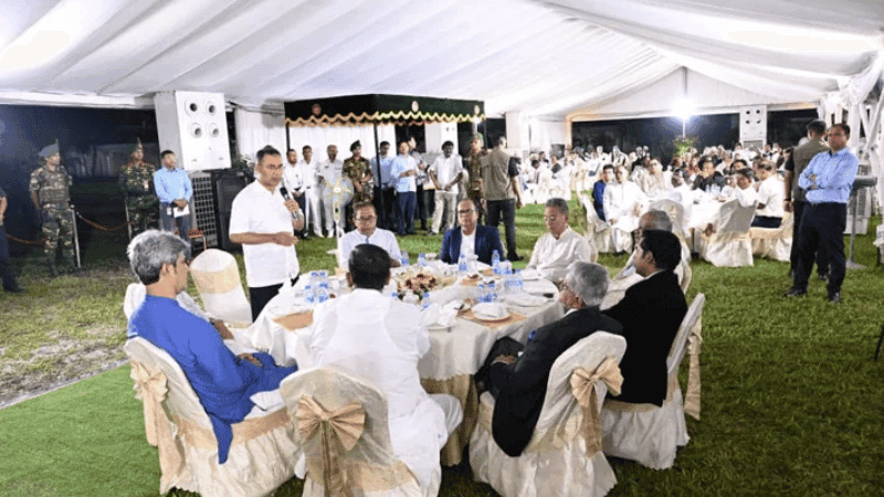 যুগপৎ আন্দোলনের শরিকদের সঙ্গে প্রধানমন্ত্রীর নৈশভোজ