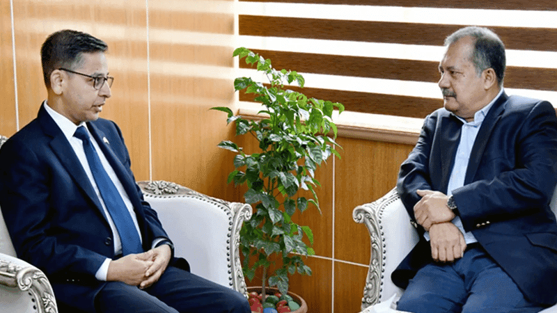 তথ্যমন্ত্রীর সঙ্গে ভারতীয় হাইকমিশনারের সাক্ষাৎ