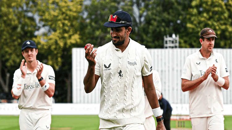 হাসানের পর কাউন্টিতে খালেদের পাঁচ উইকেট, মুগ্ধ কেন্ট সতীর্থ