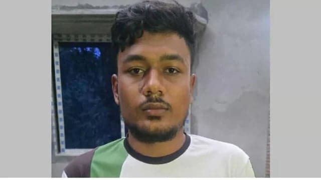 ‘একটা স্নাইপারের অভাব ছিল’ মন্তব্যকারী যুবকের বাবাও ডিবি হেফাজতে