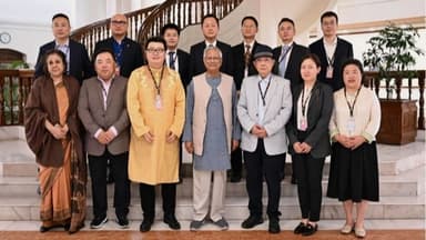 যে সরকারই আসুক, চীনের সঙ্গে কাজ চলমান রাখতে হবে: প্রধান উপদেষ্টা