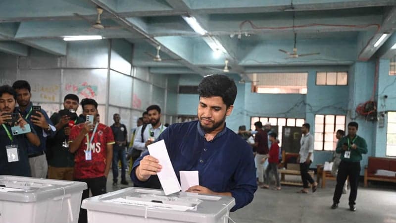 জাকসু নির্বাচনে ব্যালট বিতরণে অনিয়মের অভিযোগ ভিপি প্রার্থী আরিফ উল্লাহর