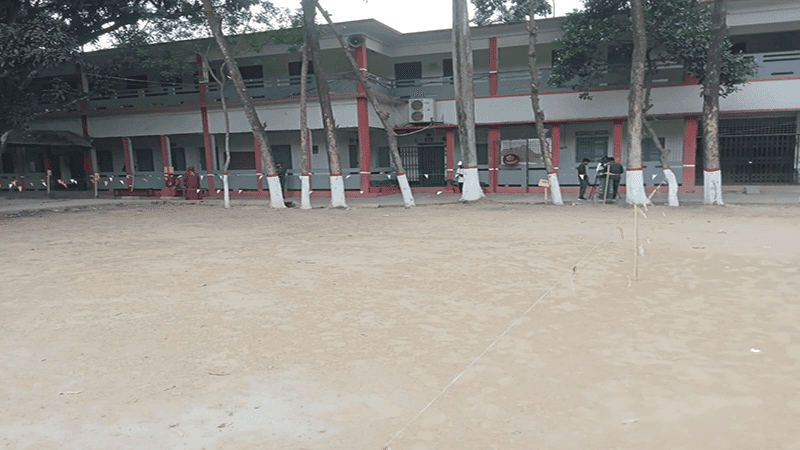 বগুড়া-৬ উপনির্বাচন: কেন্দ্রে ভোটার সংকট, আড়াই ঘণ্টায় ভোট পড়েছে ৭ শতাংশ