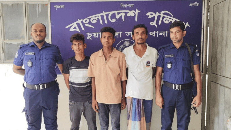 চুয়াডাঙ্গায় কিশোরীকে ধর্ষণ ও ভিডিও ছড়িয়ে দেওয়ার অভিযোগে গ্রেপ্তার ৩
