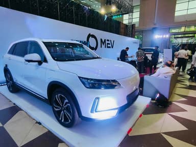 রাজধানীতে চলছে ‘১৯তম ঢাকা অটো সিরিজ অব এক্সিবিশনস’