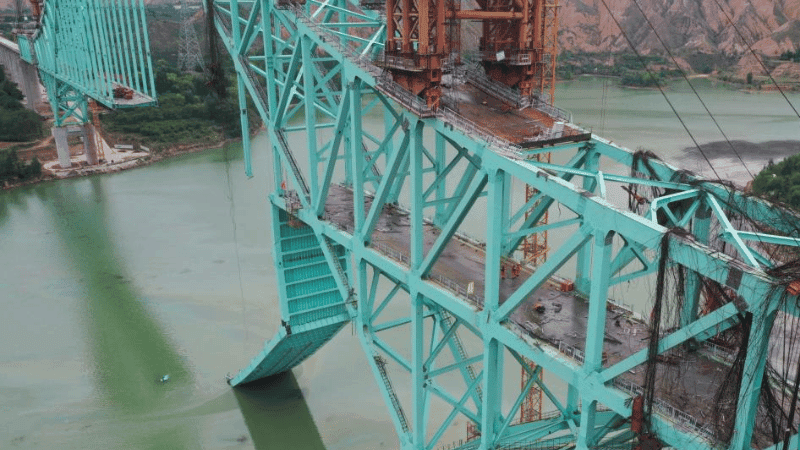 চীনে সেতু ধসে নিহত ১০, নিখোঁজ ৪