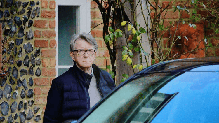 এপস্টিন: যুক্তরাজ্যের সাবেক রাষ্ট্রদূত ম্যান্ডেলসন আটক, পরে জামিন