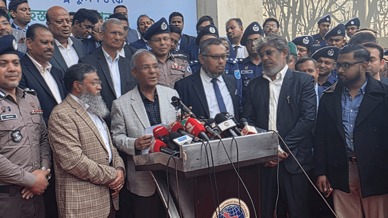 নির্বাচনে নিরাপত্তা নিয়ে কোনো শঙ্কা নেই: স্বরাষ্ট্র উপদেষ্টা