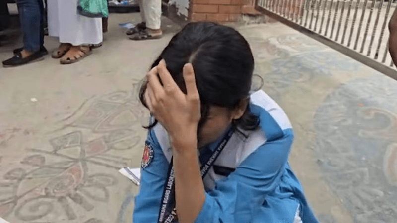 মায়ের স্ট্রোকে কেন্দ্রে পৌঁছাতে দেরি, শিক্ষার্থীর বিষয়ে বিবেচনায় সরকার