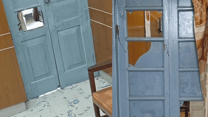 এজলাস ও বিচারকের কক্ষে ভাঙচুরের অভিযোগ বিএনপি নেতাকর্মীদের বিরুদ্ধে