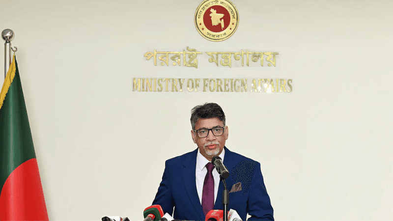 প্রধানমন্ত্রীর দিল্লি সফরের আগে ঢাকার দুই শর্ত