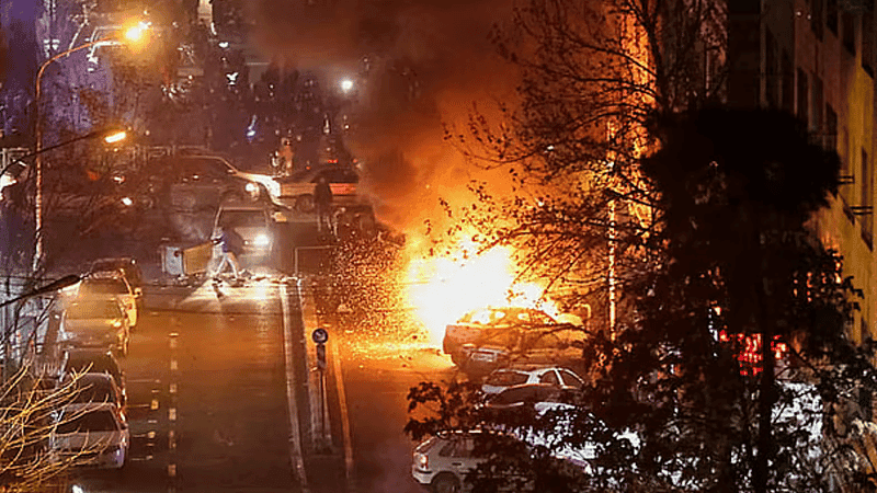 ইরানে বিক্ষোভে নিহতের সংখ্যা বেড়ে ৩৪২৮