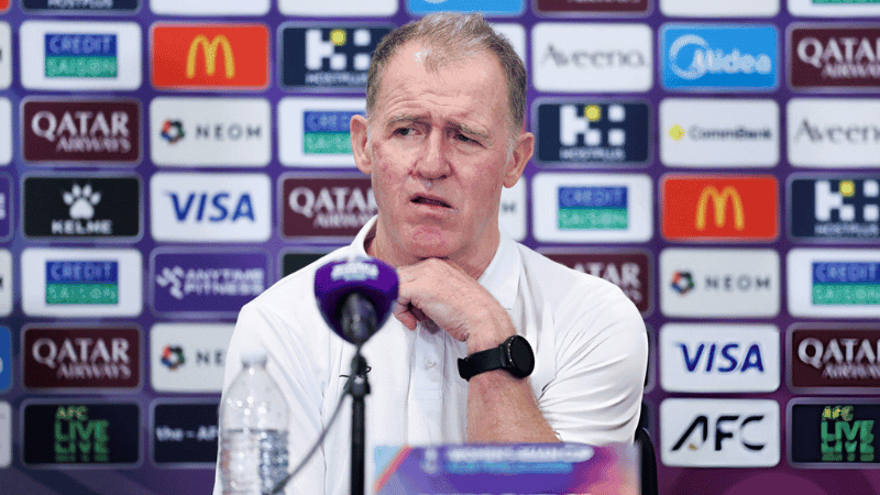 এশিয়ান কাপে উজবেকিস্তানের কাছে হেরে দায়িত্ব ছাড়ার ইঙ্গিত বাটলারের