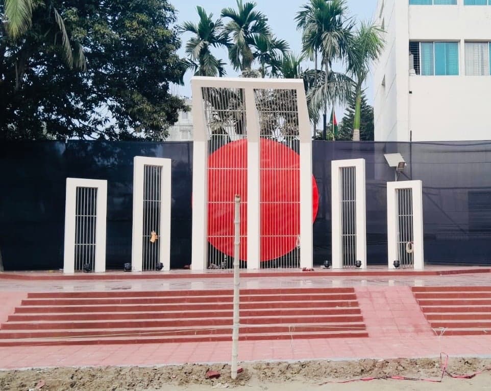 নতুন শহীদ মিনারে পুষ্পার্ঘ্য দিয়ে ভাষাশহীদদের স্মরণ করবেন বগুড়াবাসী