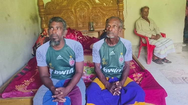 বঙ্গোপসাগরে ৩৬ দিন ভেসে থাকার পর দুই শ্রীলঙ্কান জেলেকে উদ্ধার