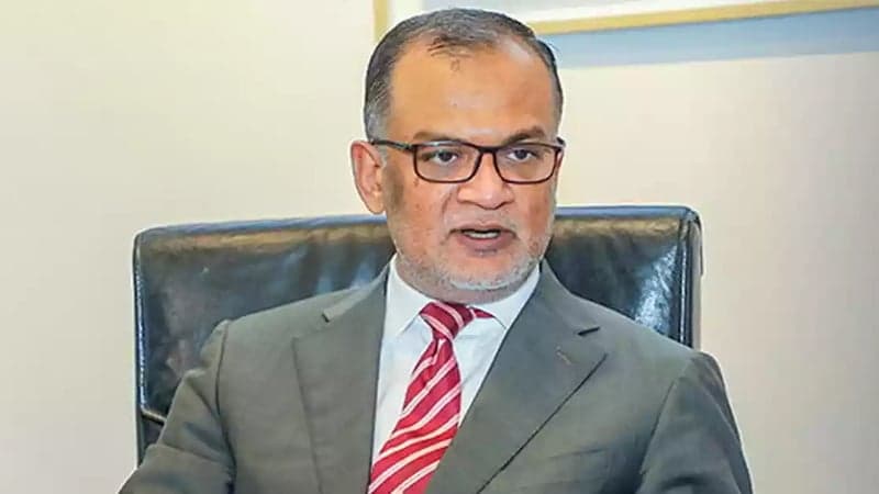 পোশাক রপ্তানিসহ সার্বিক বাণিজ্য স্বাভাবিক রাখতে সর্বোচ্চ চেষ্টা করছে সরকার: বাণিজ্য উপদেষ্টা