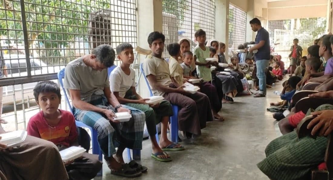 বাংলাদেশে প্রবেশের সময় ৮১ রোহিঙ্গা আটক