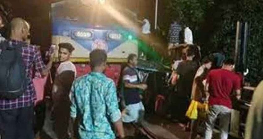 কালুরঘাটে ট্রেন দুর্ঘটনা: রেলের ৪ কর্মী সাময়িক বরখাস্ত, তদন্ত কমিটি গঠন