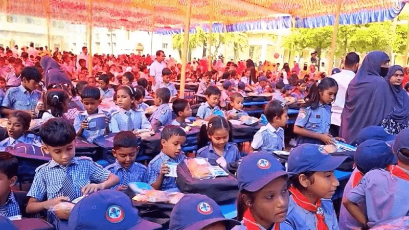 মিড ডে মিলে অনিয়ম: বিদ্যালয়ে ‘গার্ডিয়ান কমিটি’ গঠনের নির্দেশ