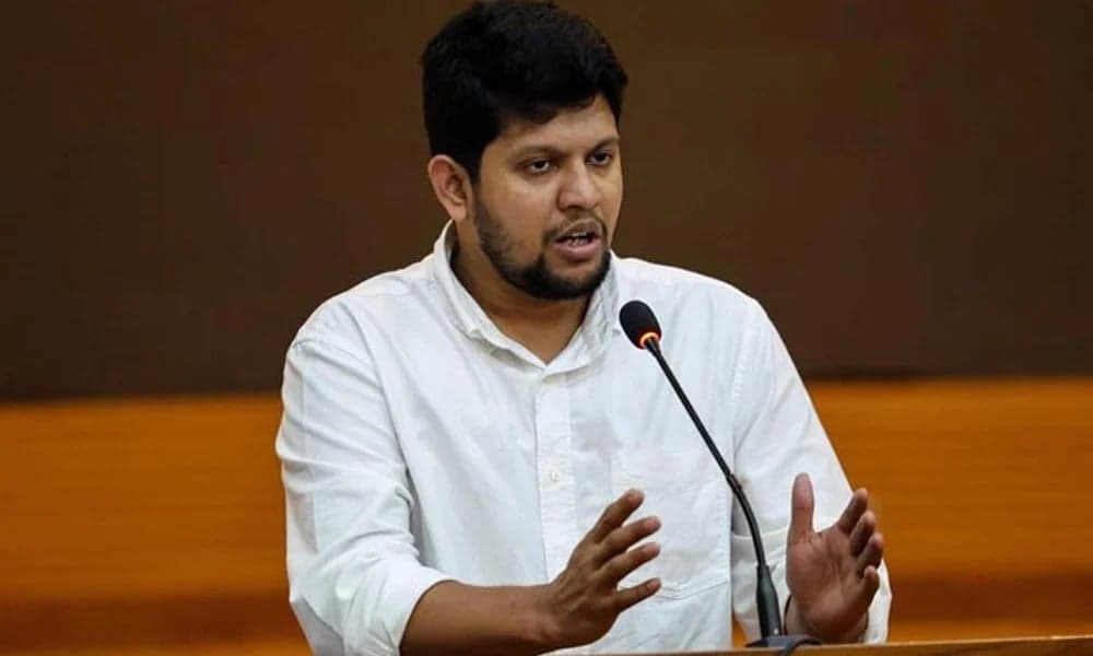 লীগ সেদিনই ব্যাক করেছে, যেদিন ২৪–কে ৭১–এর বিরুদ্ধে দাঁড় করানো হয়েছে: মাহফুজ