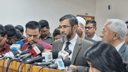 বুধবার সকাল থেকে কেন্দ্রে কেন্দ্রে পৌঁছাবে ব্যালট পেপার: ইসি