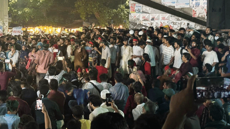 ‘মার্চ টু যমুনা’ ঘোষণা করলেন হাসনাত