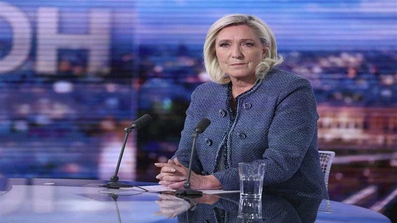 অর্থ আত্মসাতের দায়ে লে পেনের বিরুদ্ধে নিষেধাজ্ঞা