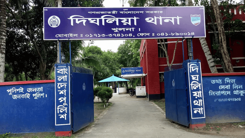 খুলনায় ভ্যানচালককে গলা কেটে হত্যা