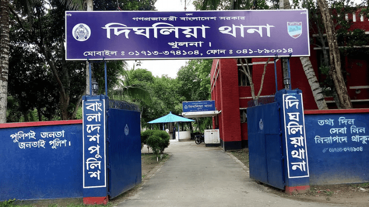 খুলনায় ভ্যানচালককে গলা কেটে হত্যা