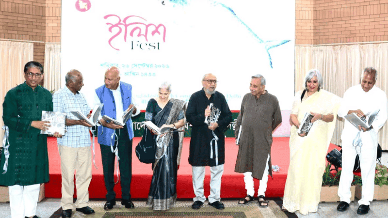 নয়াদিল্লিতে বর্ণাঢ্য ‘ইলিশ ফেস্ট’ অনুষ্ঠিত
