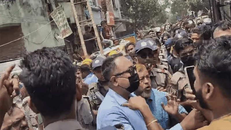মিরপুরে পুলিশের ওপর হামলার ঘটনায় আটক ৫