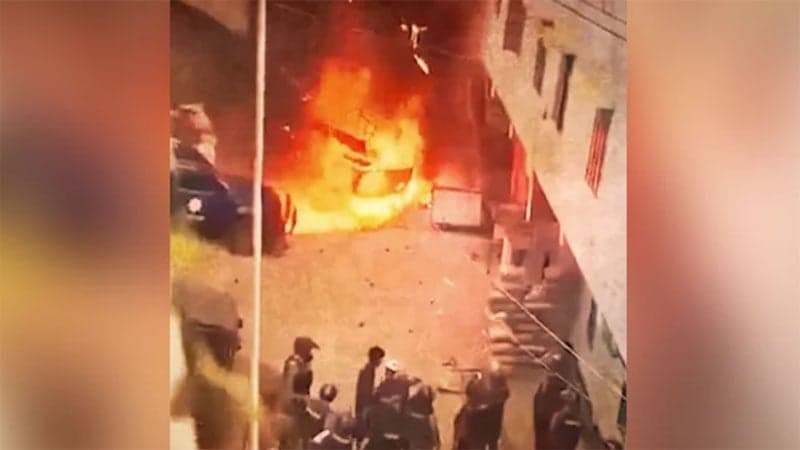 আশুলিয়ায় লাশ পোড়ানো: সাবেক এমপি সাইফুলসহ ৫ জনের বিরুদ্ধে গ্রেপ্তারি পরোয়ানা