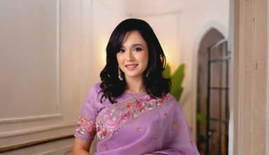 আবারও ওটিটিতে সাবিলা নূর