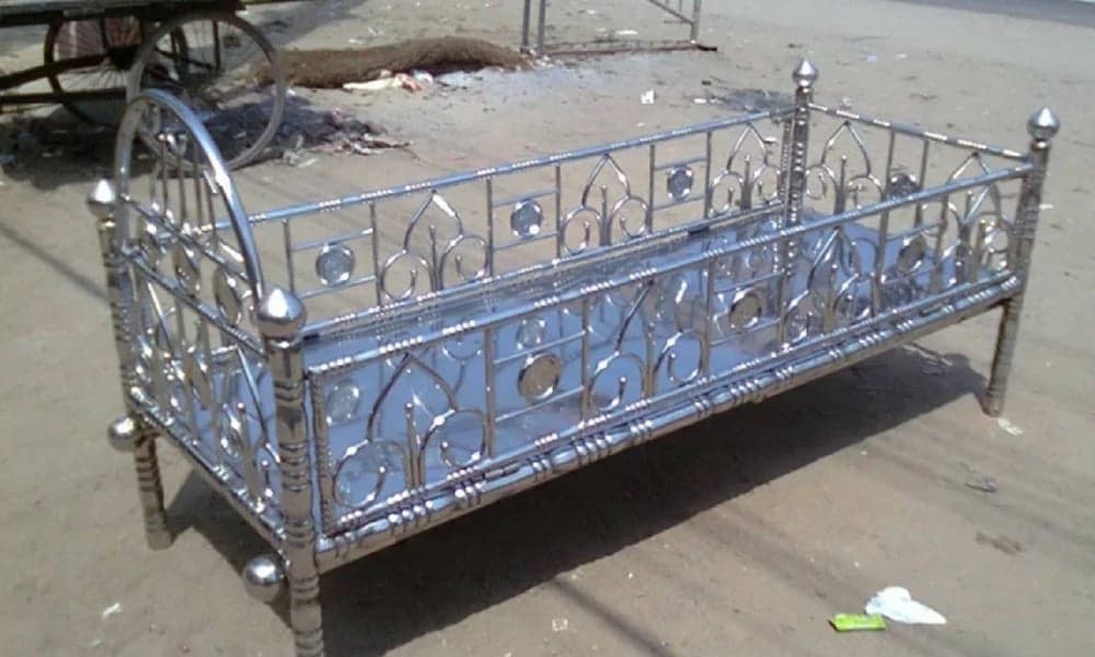 দাদীর জন্য খাটিয়া আনতে গিয়ে নিহত ৩ জন