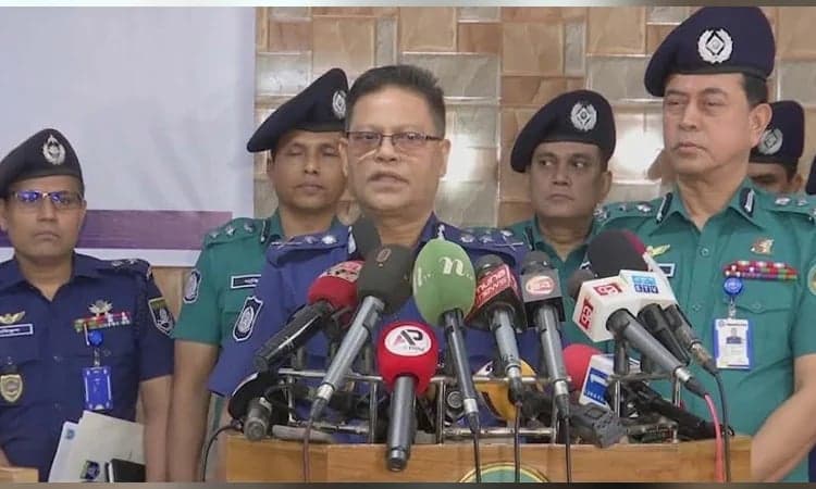 জনআস্থা ফেরাতে কার্যকর ও জনবান্ধব পুলিশ গড়ার প্রত্যয় আইজিপির
