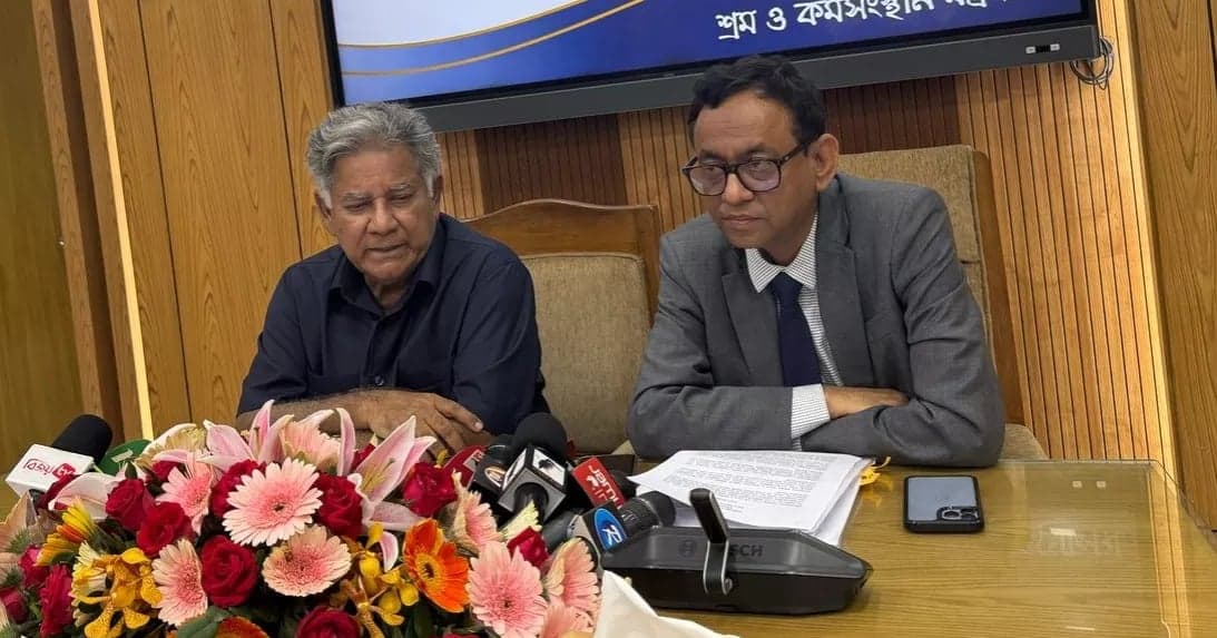 ২৭ মার্চের মধ্যে পোশাকশ্রমিকদের বেতন না দিলে মালিকদের ভ্রমণ নিষেধাজ্ঞা: উপদেষ্টা সাখাওয়াত