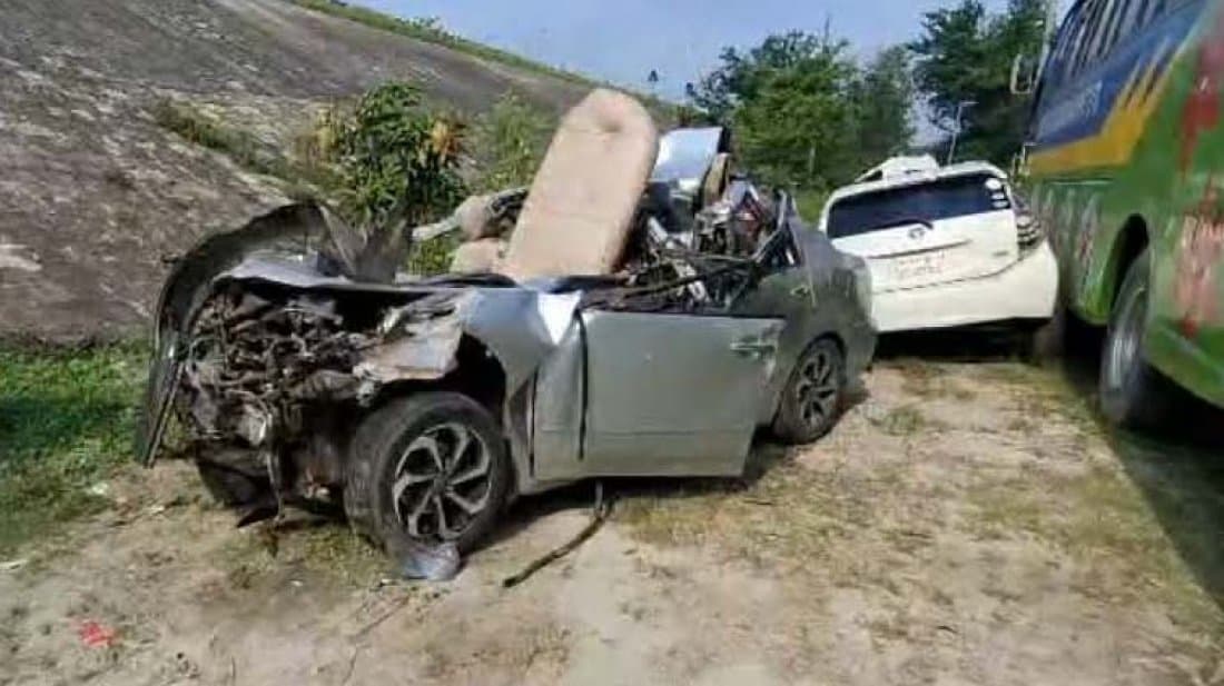 ১০ বছর পর দেশে ফিরলেও বাড়ি ফেরা হলো না, মা-ভাই-বোনসহ লাশ হয়ে ফিরলেন আরিফ
