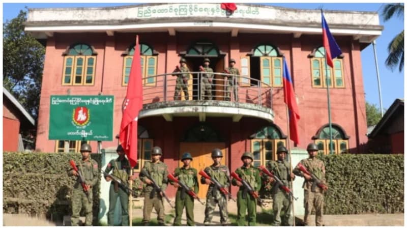 ভারত–বাংলাদেশ সীমান্তবর্তী শহর নিয়ন্ত্রণের দাবি মিয়ানমারের বিদ্রোহী গোষ্ঠীর