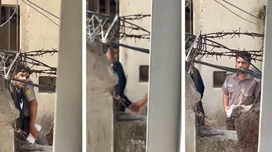 হাজতখানায় অর্থ লেনদেনের ভিডিও ভাইরাল, অভিযুক্ত পুলিশ সদস্য সাময়িক বরখাস্ত