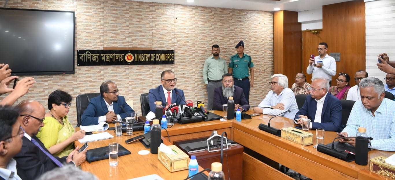 যুক্তরাষ্ট্রের শুল্ক নিয়ে তৃতীয় দফায় আলোচনা আগামী সপ্তাহে: বাণিজ্য উপদেষ্টা