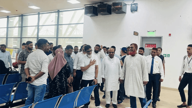 ঢাকা-কক্সবাজার রুটে নতুন আন্তঃনগর ট্রেন চালু করা হবে: রেলপথ প্রতিমন্ত্রী