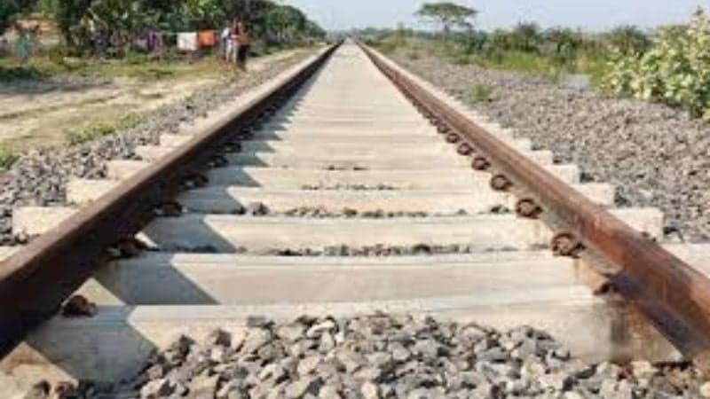 রামুতে ট্রেনের ধাক্কায় দুই মোটরসাইকেল আরোহী নিহত