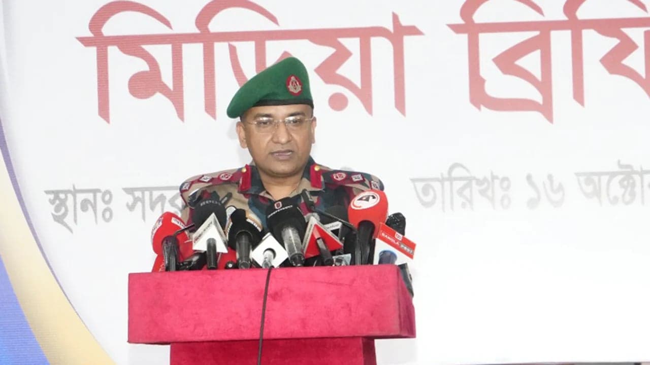 বিএসএফের ধরে নিয়ে যাওয়া ২ পুলিশ সদস্য অক্ষত আছেন: বিজিবি