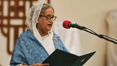 ডিসেম্বরে দেশে ফিরে আদালতে আত্মসমর্পণ করবেন বলে রয়টার্সকে জানালেন শেখ হাসিনা