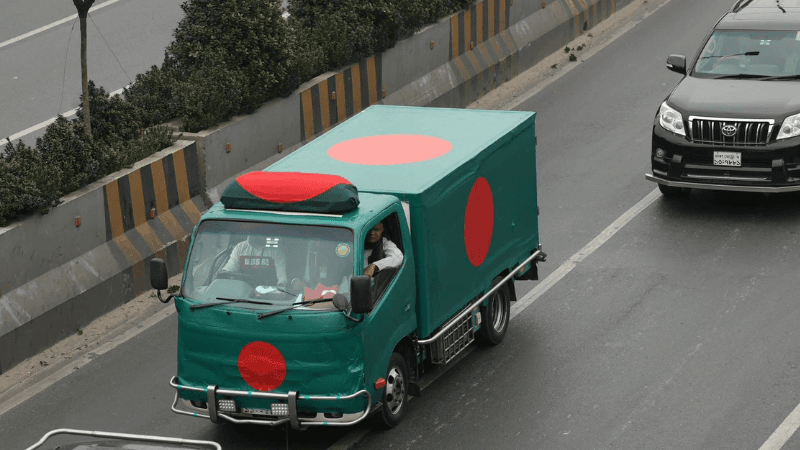 খালেদা জিয়ার জানাজায় অংশ নিচ্ছেন ৩২ দেশের কূটনীতিক